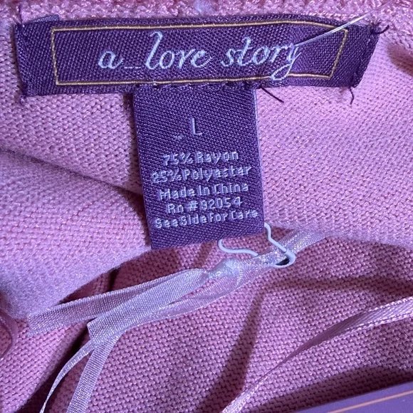 Elegant Pink Cardigan with Sequin Detail - Picture 4 of 7